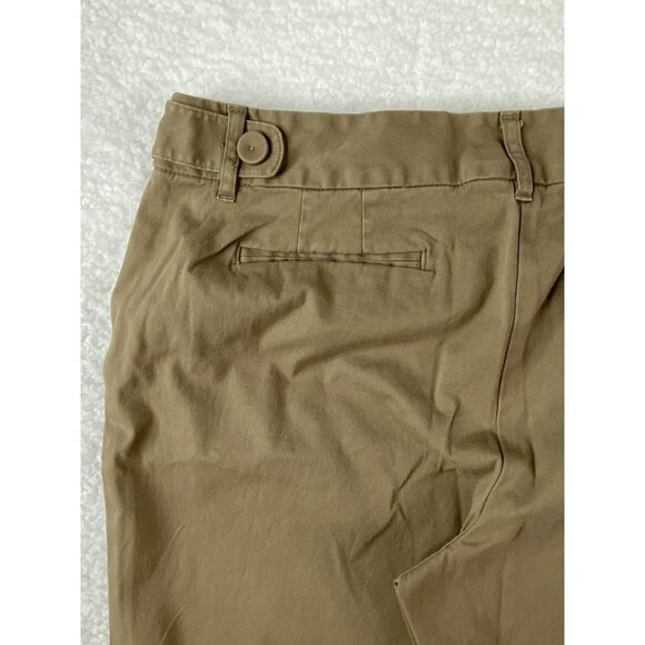 Talbots Pants Womens 8 Khaki Crop Capri Chino Stretch 3 Button Sailor 31x22 - Picture 13 of 15